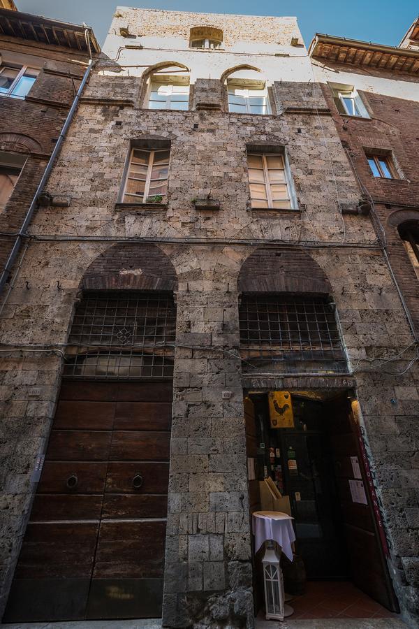 Bed and Breakfast Casatorre Dei Leoni Dimora Storica Siena Exterior foto