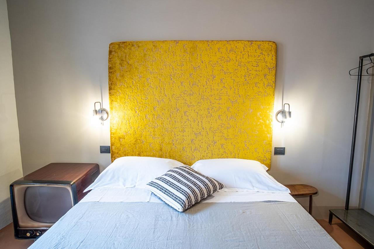 Bed and Breakfast Casatorre Dei Leoni Dimora Storica Siena Exterior foto